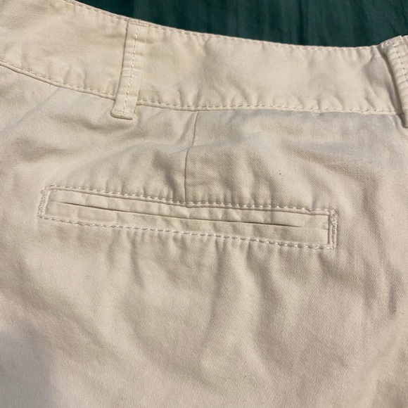 Womens shorts - Picture 4 of 6